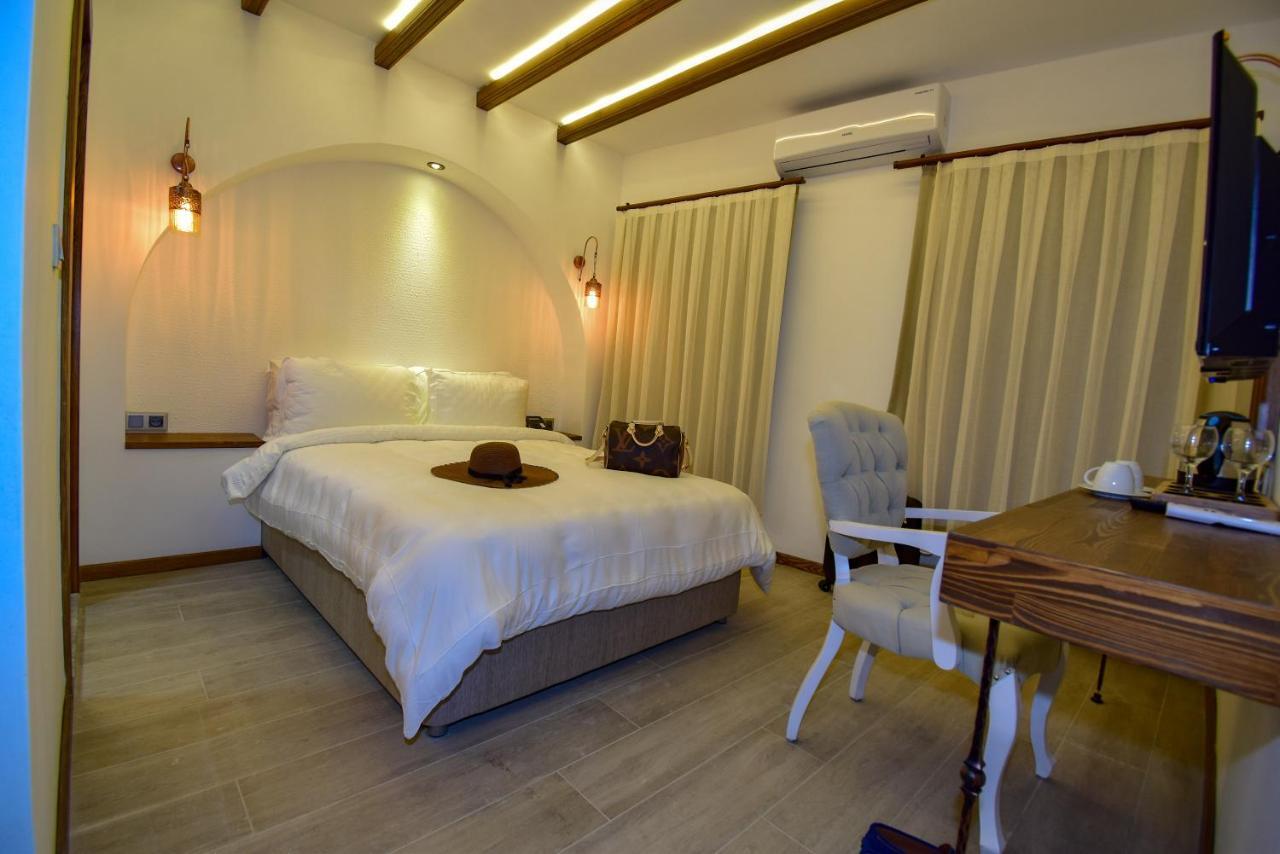 Mets Boutique Hotel 말마리스 외부 사진