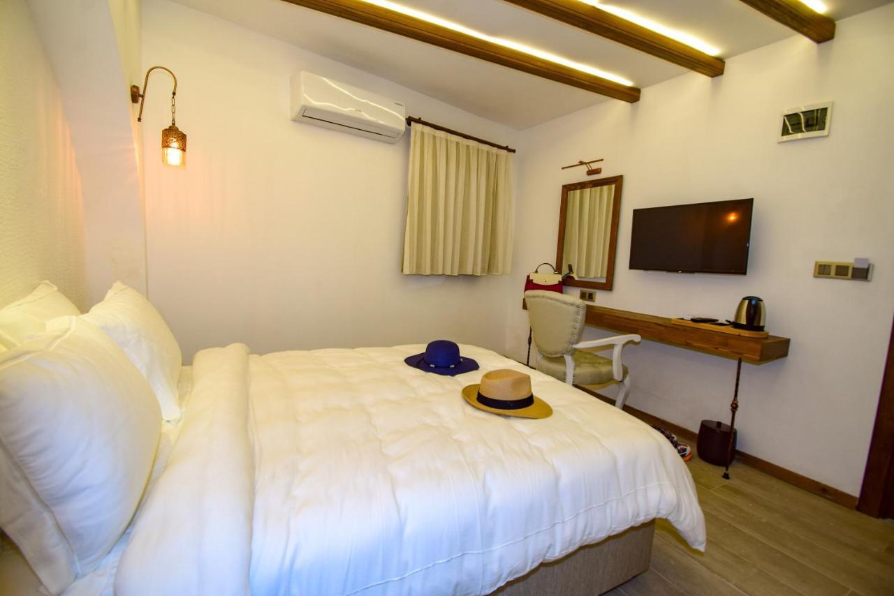Mets Boutique Hotel 말마리스 외부 사진