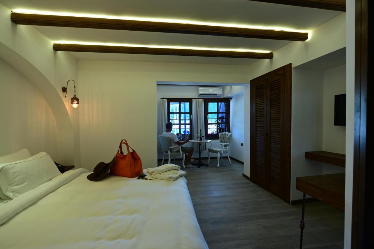 Mets Boutique Hotel 말마리스 외부 사진